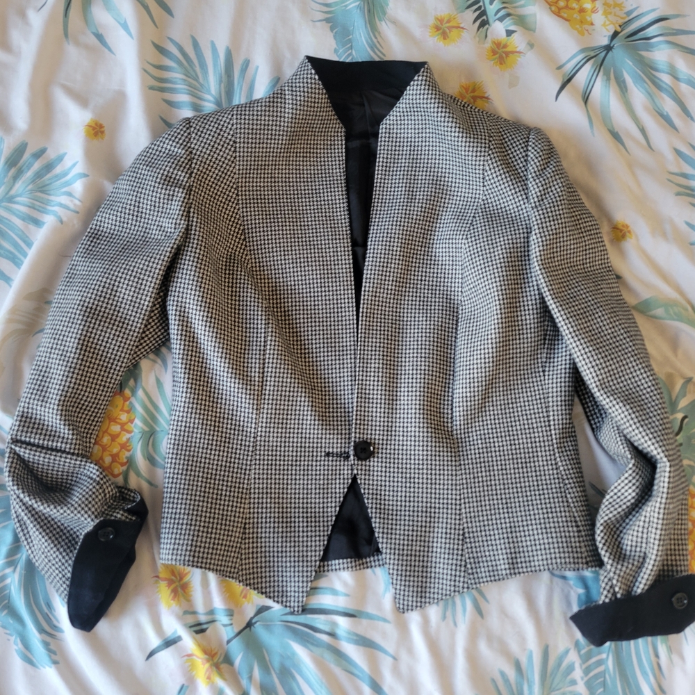 Stylish Black and White Women's Jacket
